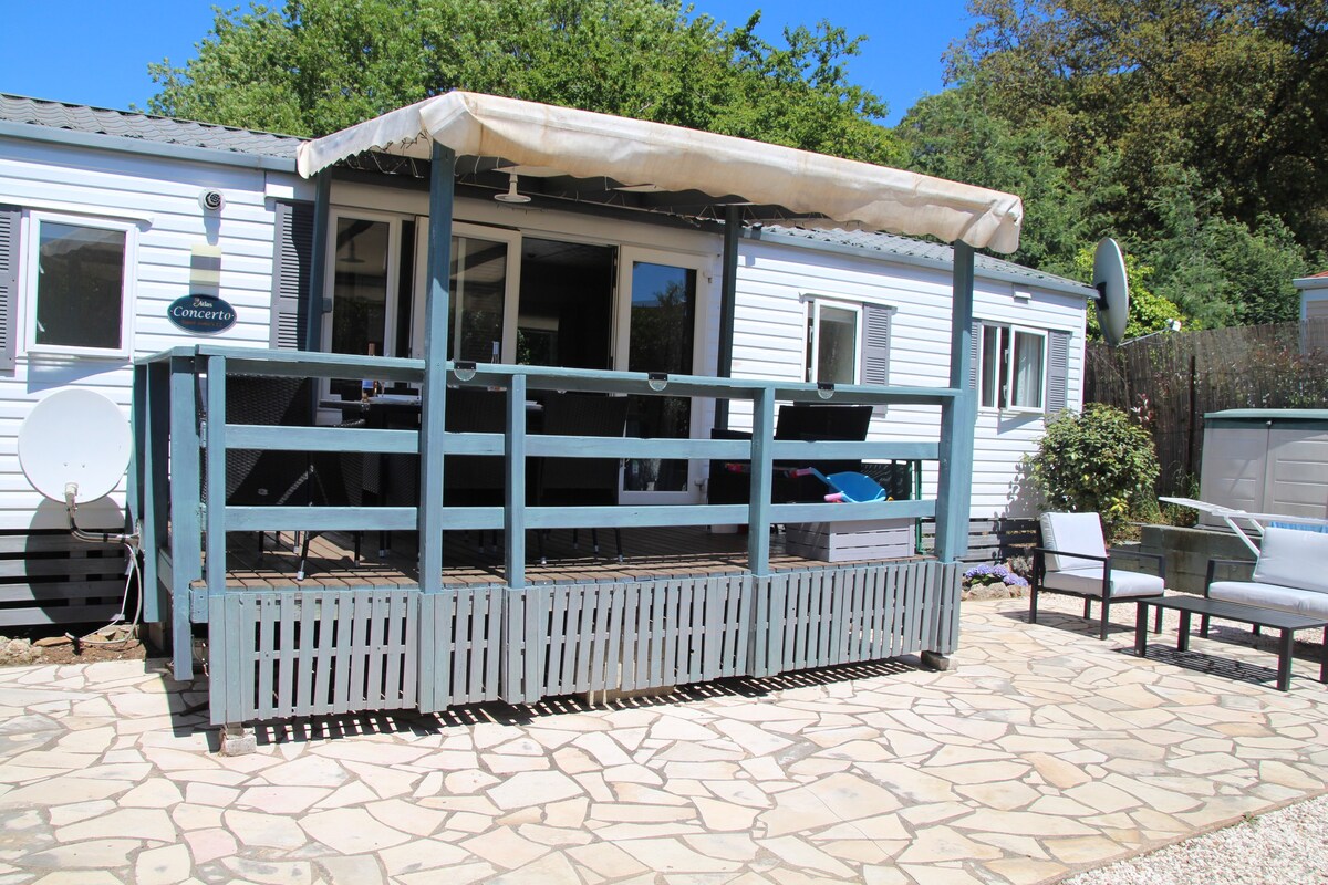 Lovely and friendly Mobile Home in Gassin, France