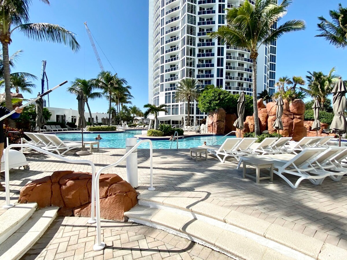 Luxury Suite on the Ocean at Resort in Sunny Isles