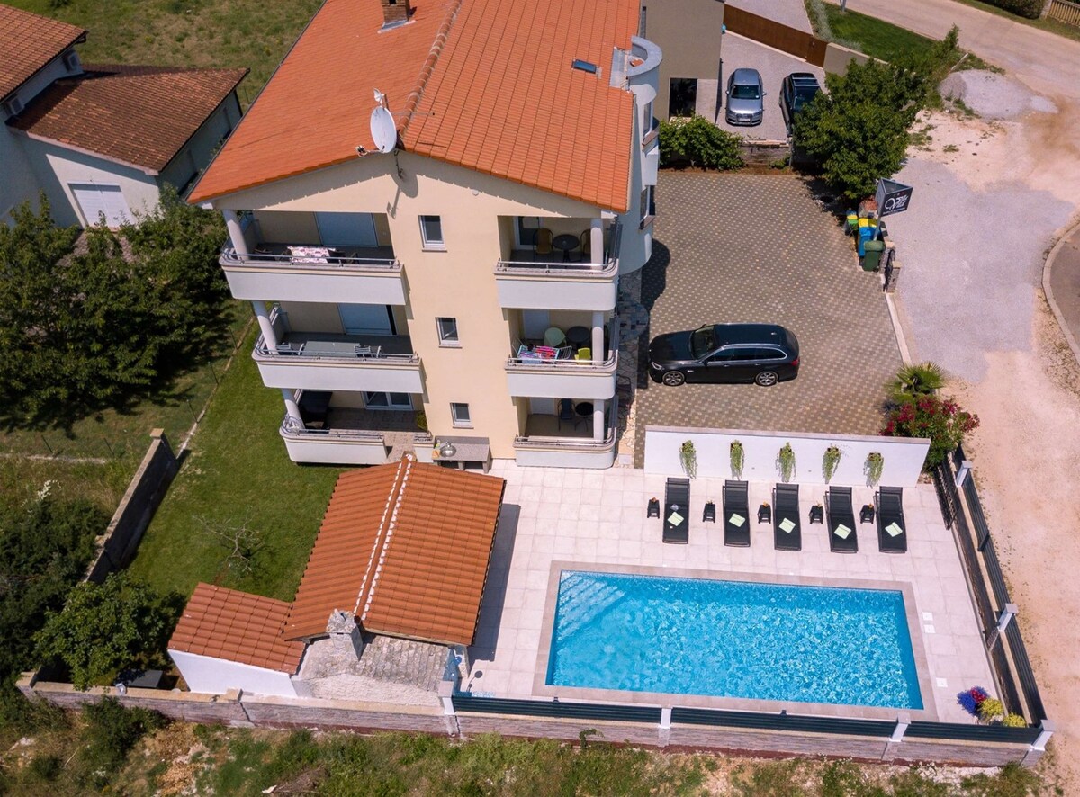 VILLA VITA - Apartment Rose with pool view