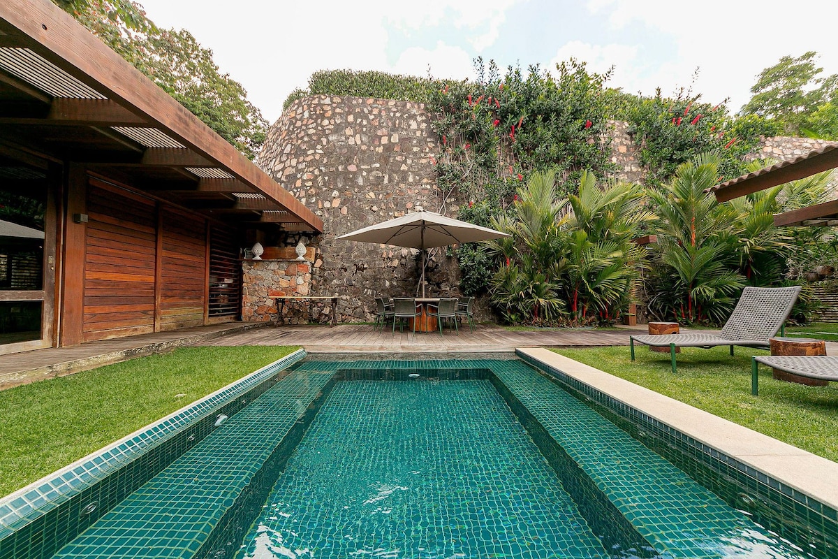 Casa com Hidromassagem e vista para as montanhas no melhor e mais luxuoso condomínio de Guaramiranga (Casa 14)