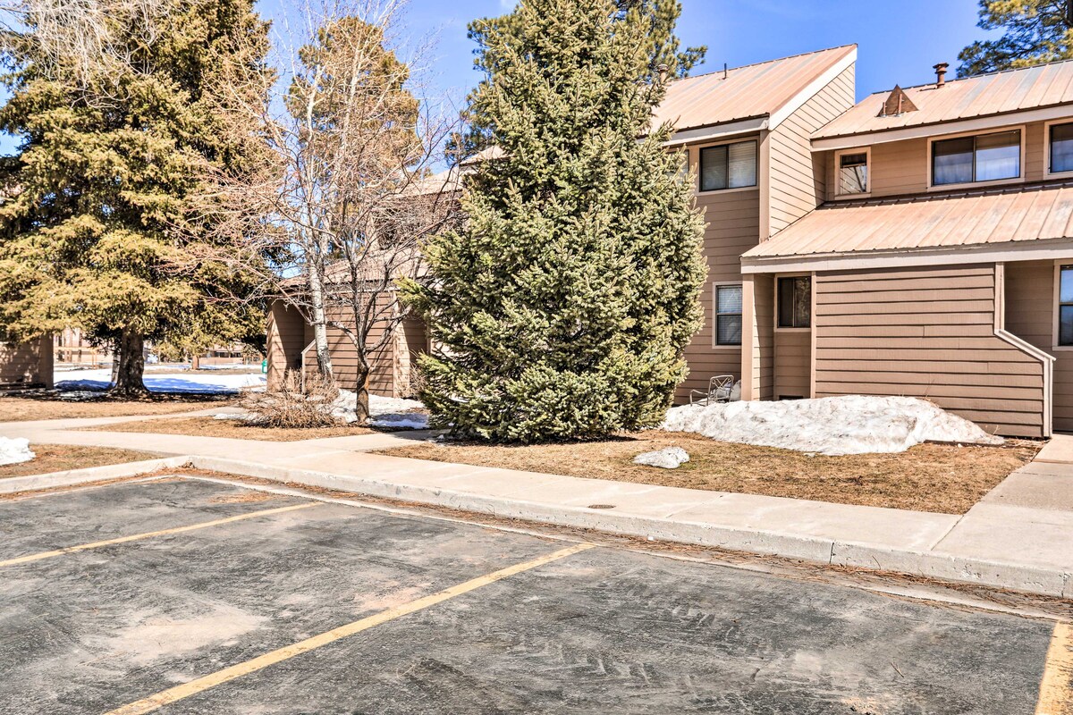 Stylish Pagosa Springs Townhome: Loft + Patio