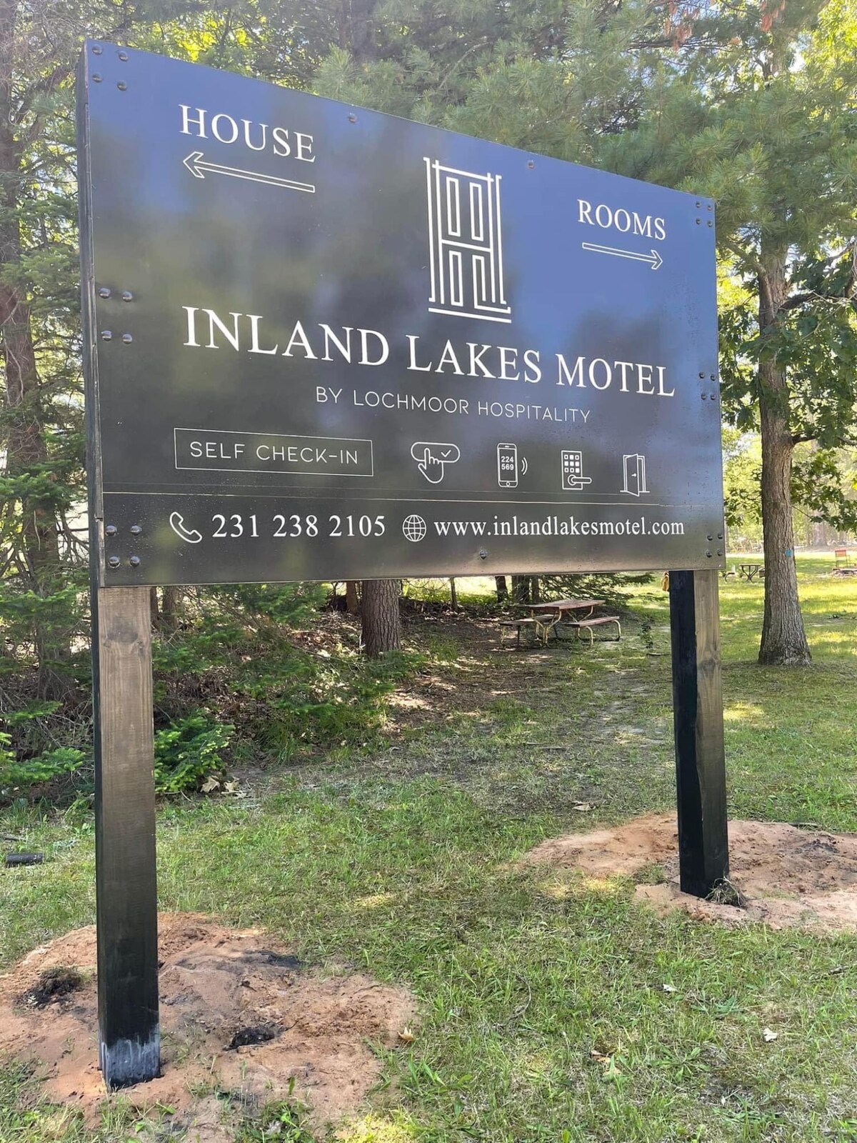 House at Inland Lakes Motel