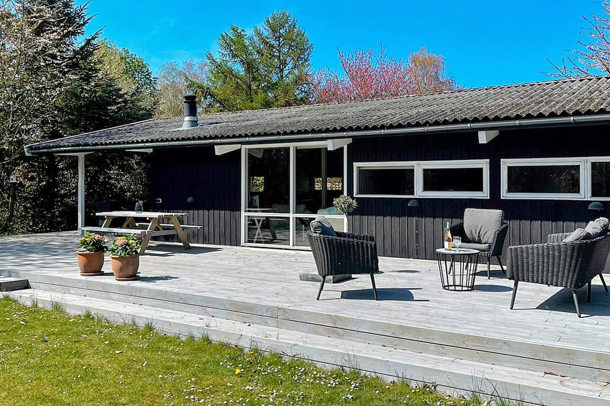 6 person holiday home in gilleleje
