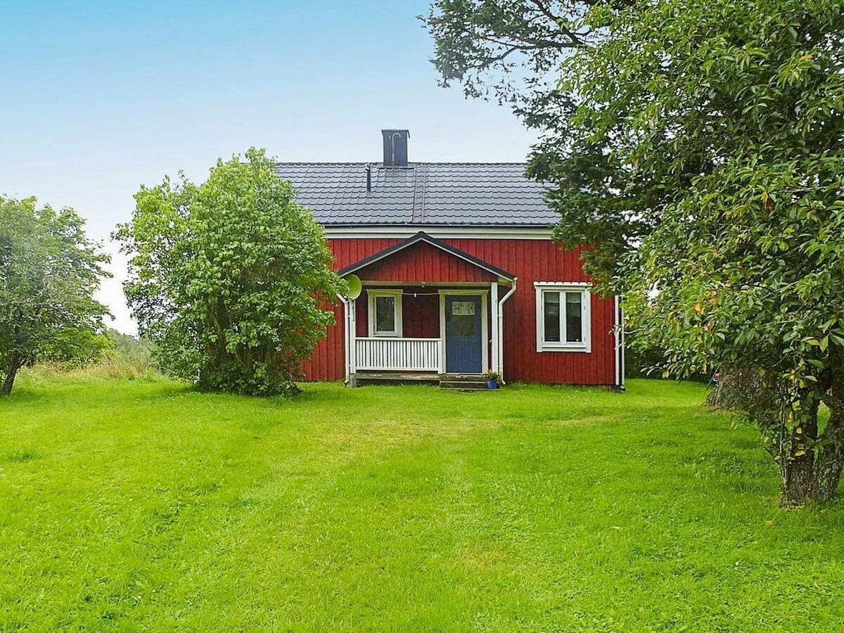 7 person holiday home in älgarås