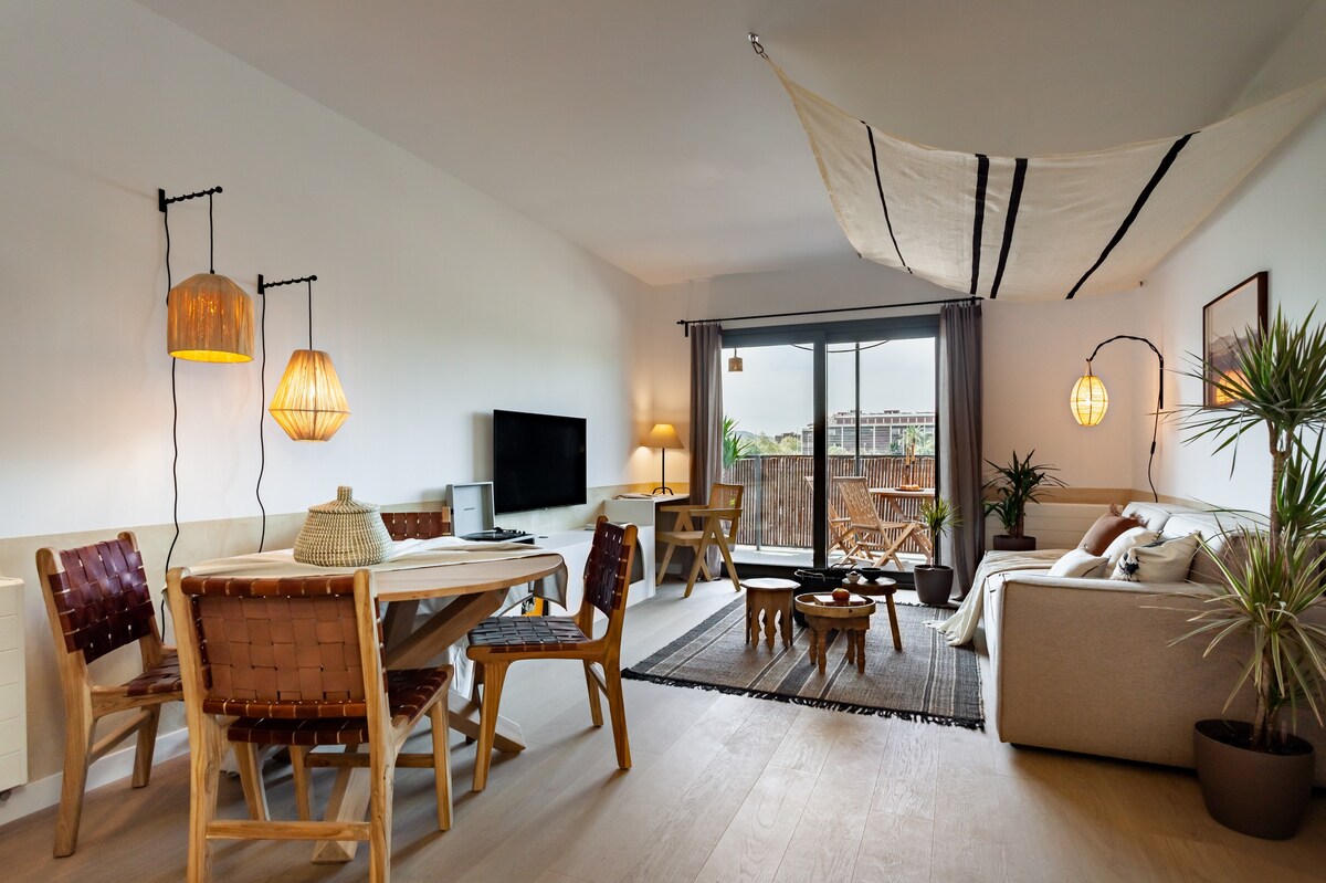 Idir - 2 bedrooms, a pool and terrace in Poblenou