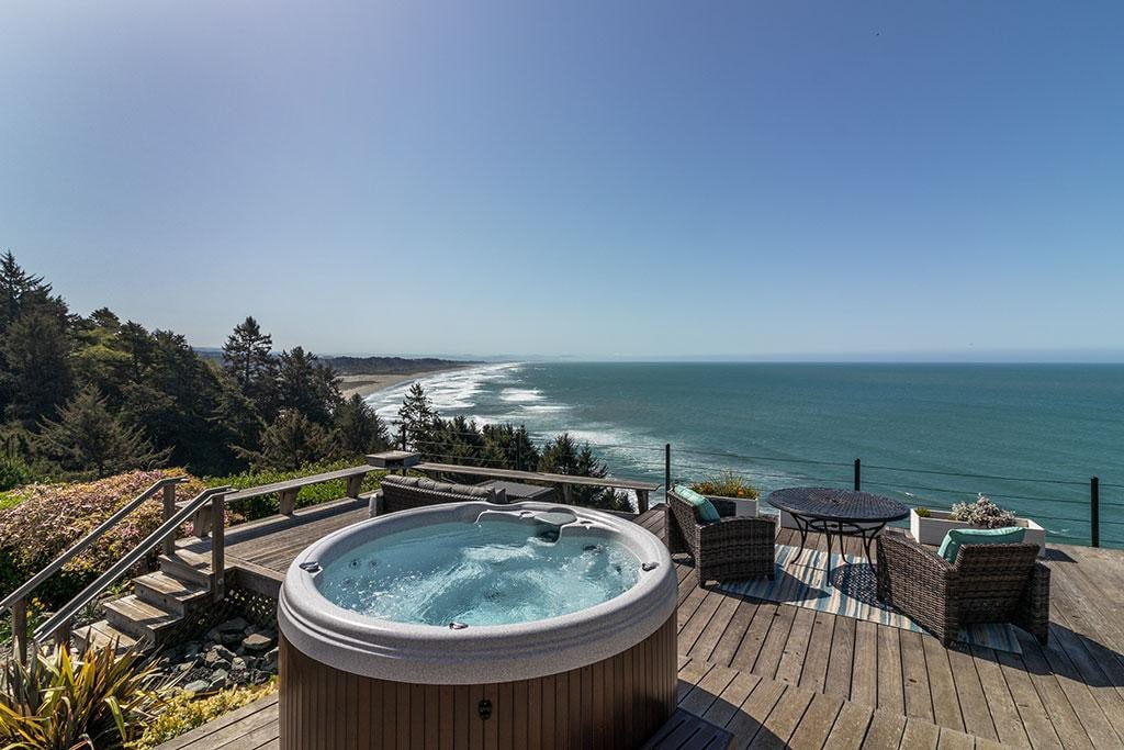 太平洋梦-带热水浴缸的豪华悬崖绿洲！