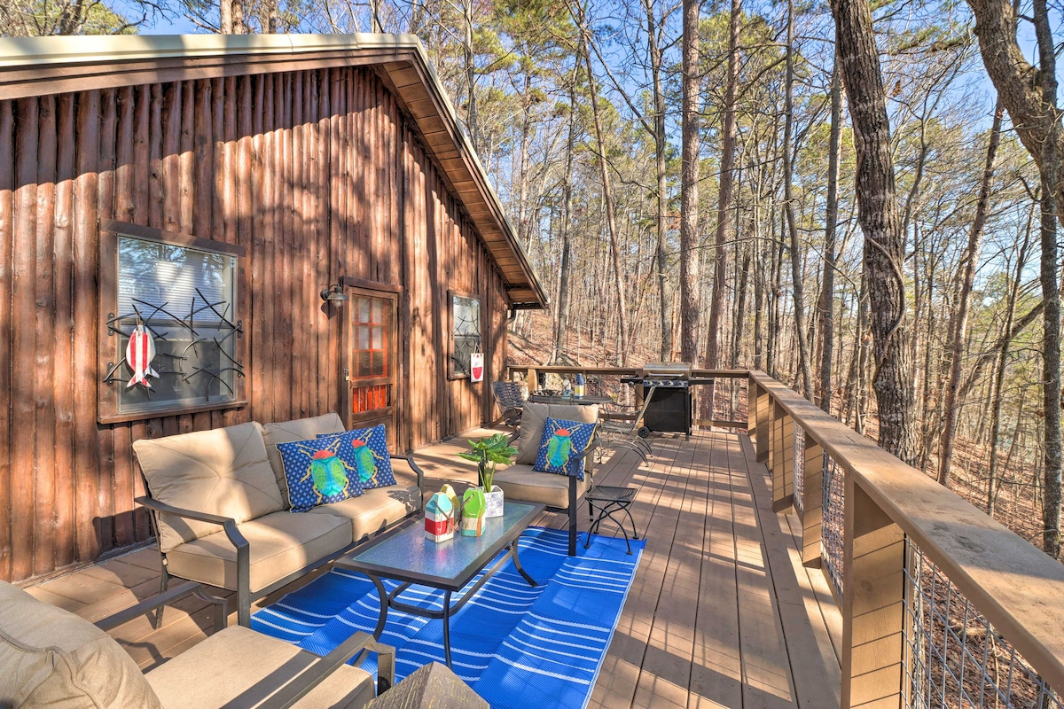 Scenic Greers Ferry Cabin w/ Deck + Fire Pit!