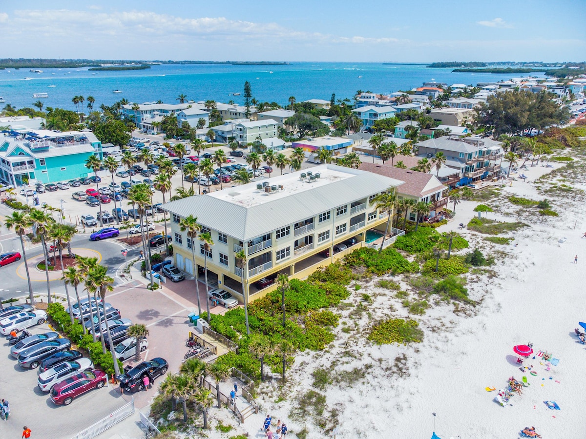 Beachfront Condo At Breakers 4 at Sandcastle