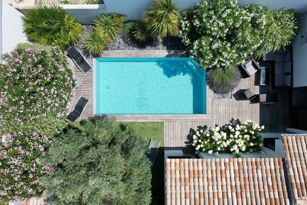 Villa Hollyhocks - Piscine - Charmante villa