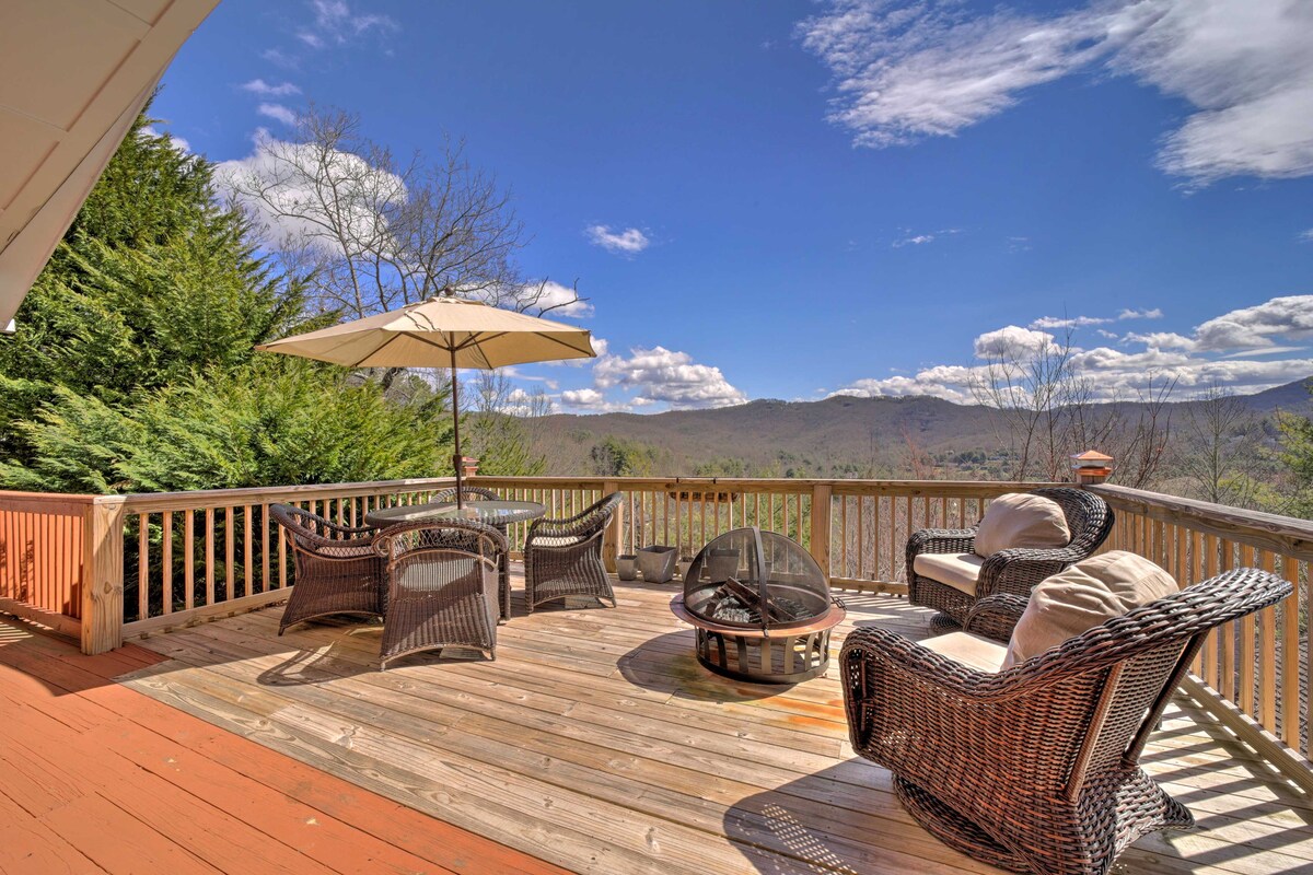 Stunning Sky Valley Home w/ Mountain Views!