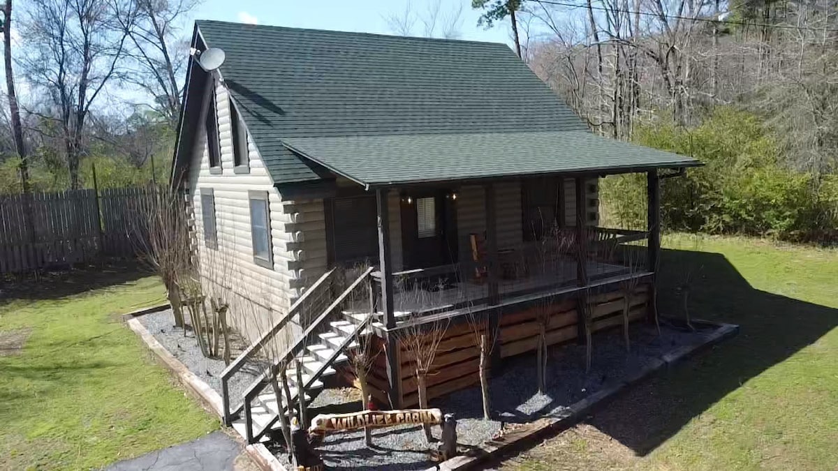 天然州立小木屋的野生动物小屋