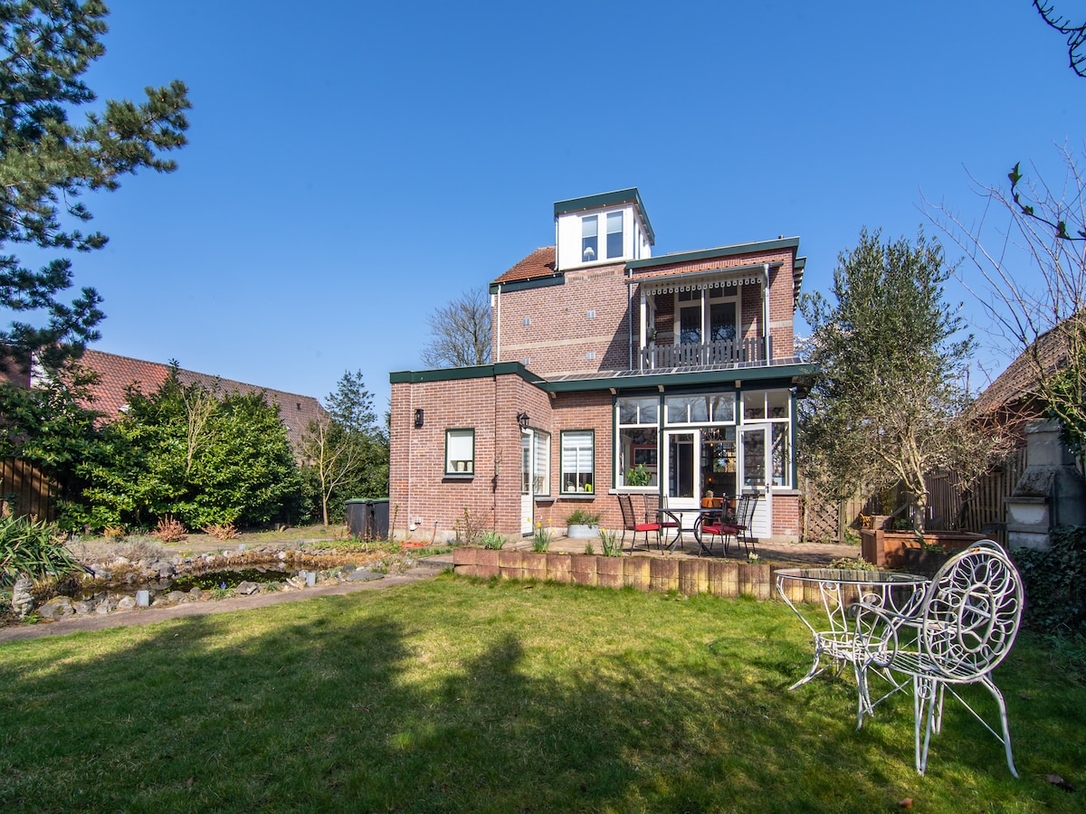 Beautiful villa in Rucphen, in the centre