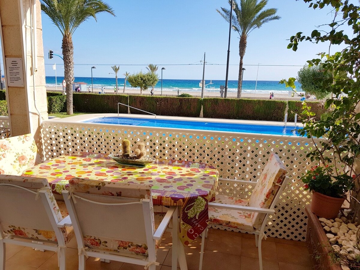 50 m away from the beach! Appartement for 7 ppl.