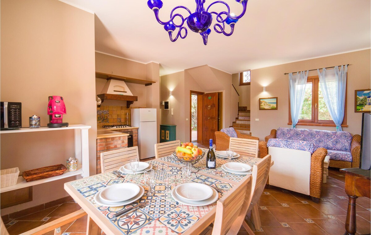 3 bedroom stunning home in Torre Colonna-Sperone