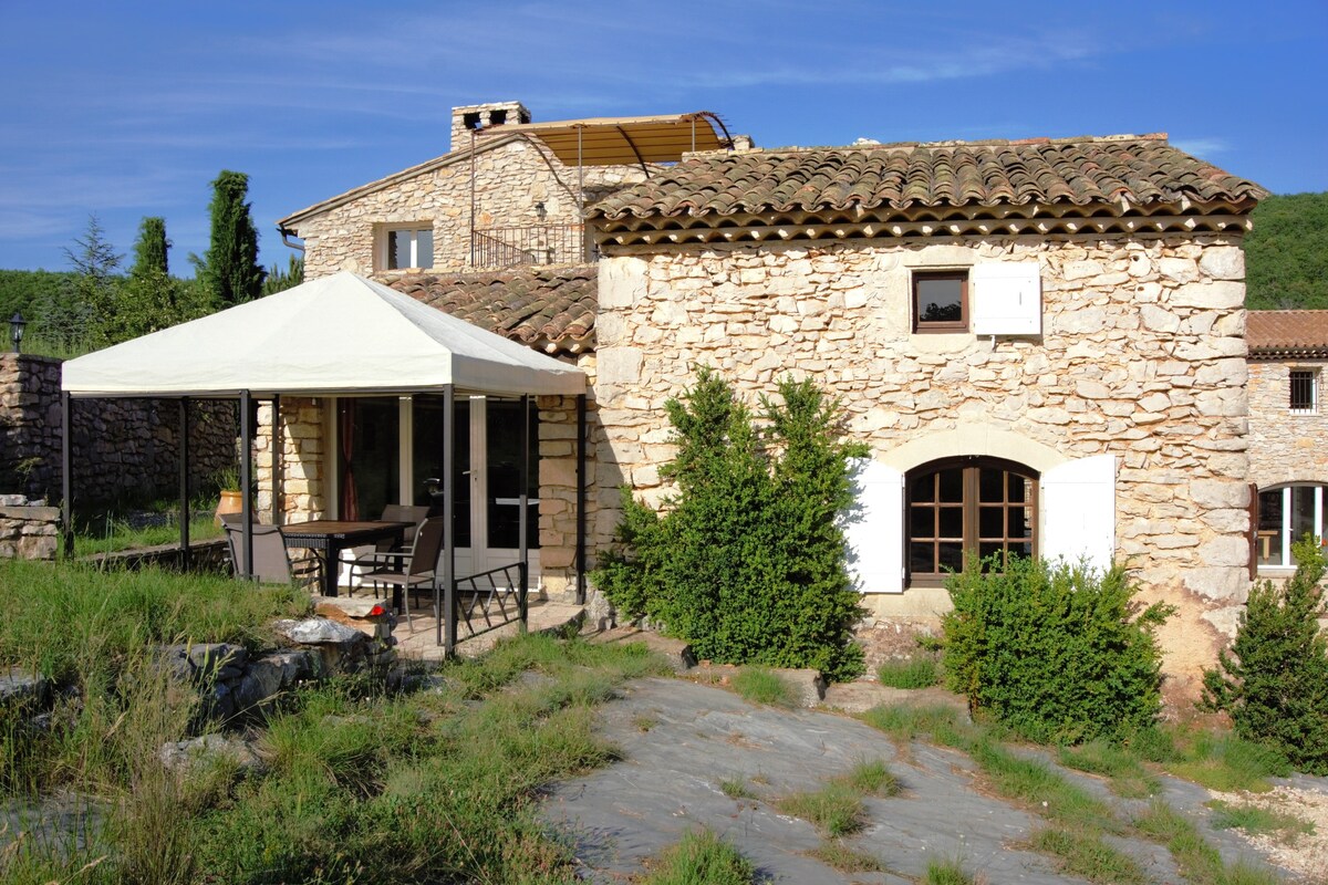 House with shared pool, sauna, jacuzzi and terrace