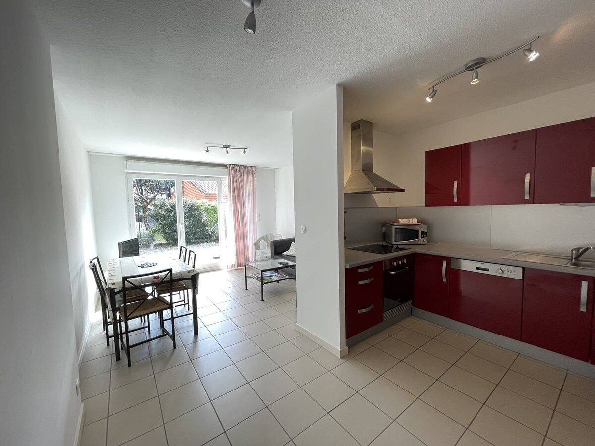 Bel appartement de 74 m² pour 6 personnes à Mimiza
