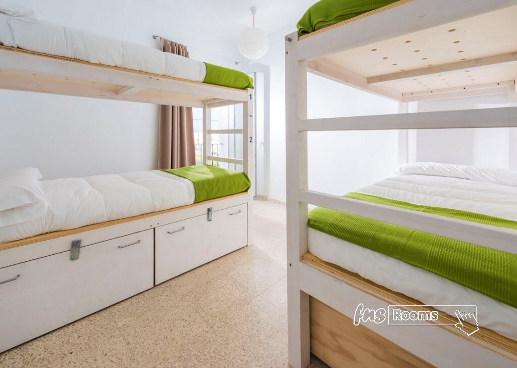 风筝旅舍房价-混合房间共用4张床。-标准房价