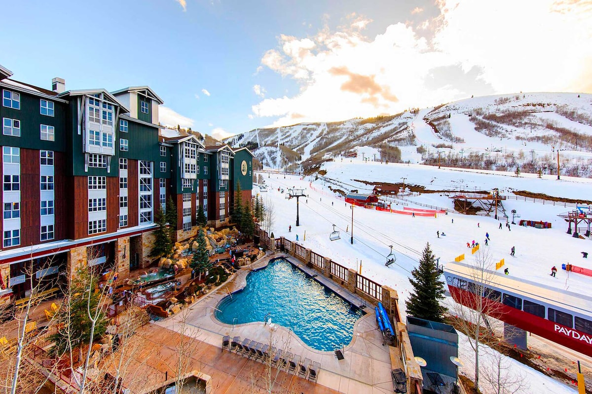 Marriott MountainSide-Ski-In & Ski-Out度假村！