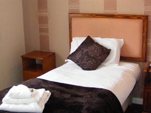 Deluxe Single Ensuite at Harboro Hotel