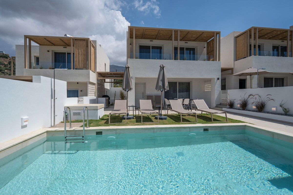 Corallia villa 2, with pool in Plakias resort