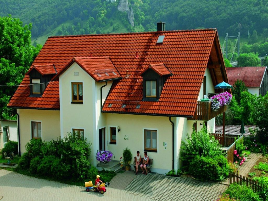 舒适的小屋「Dorfblick」（ 150平方米） ，带阳台和露台（ Ferienhof Halig ）
