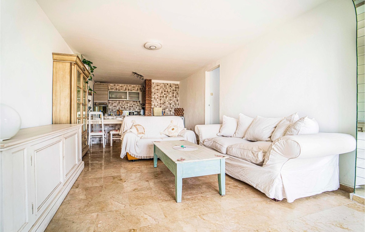 3 bedroom gorgeous home in Estepona