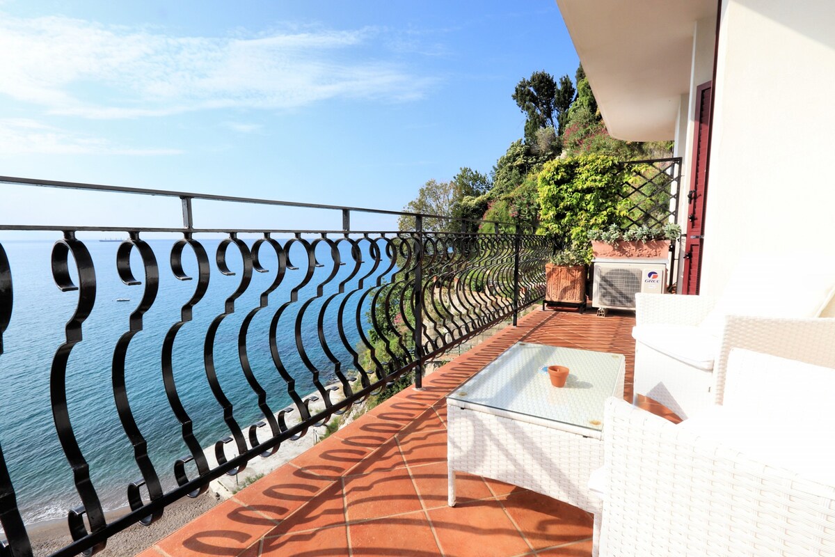 Due Relais - Room with panoramic sea view balcony