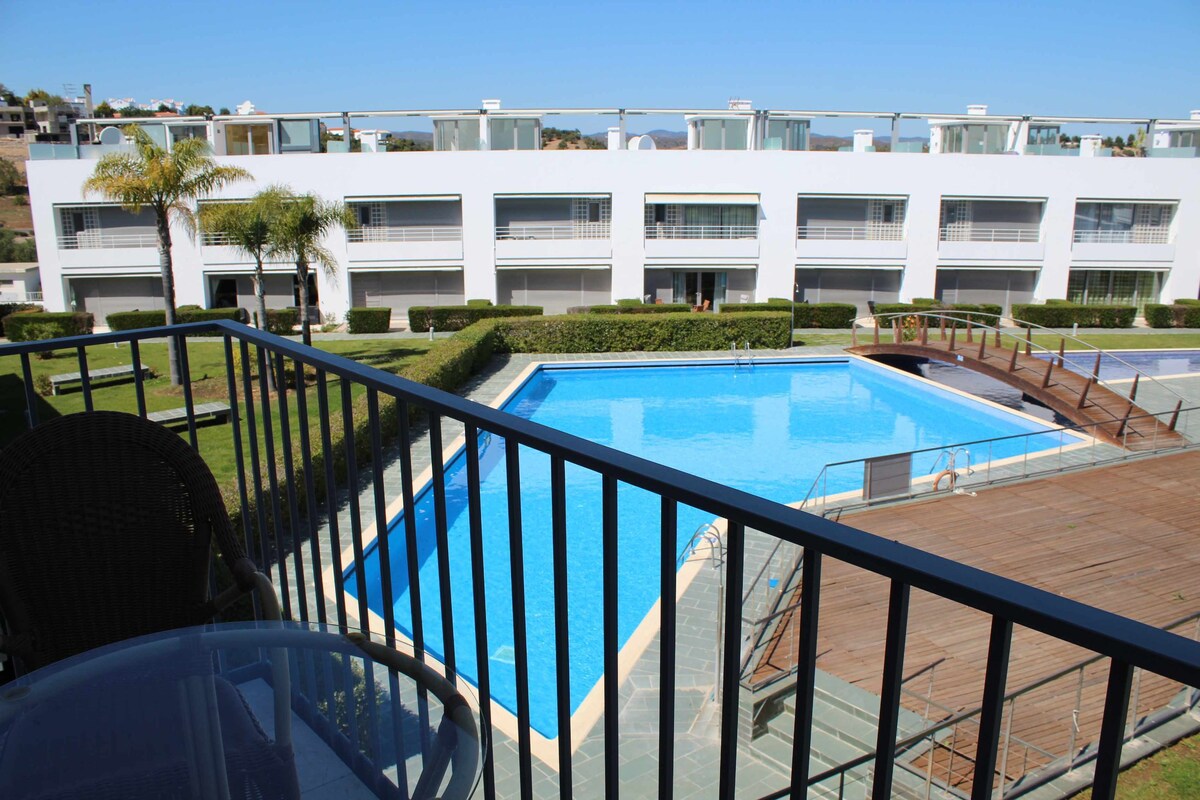 Apartamento penthouse com piscina