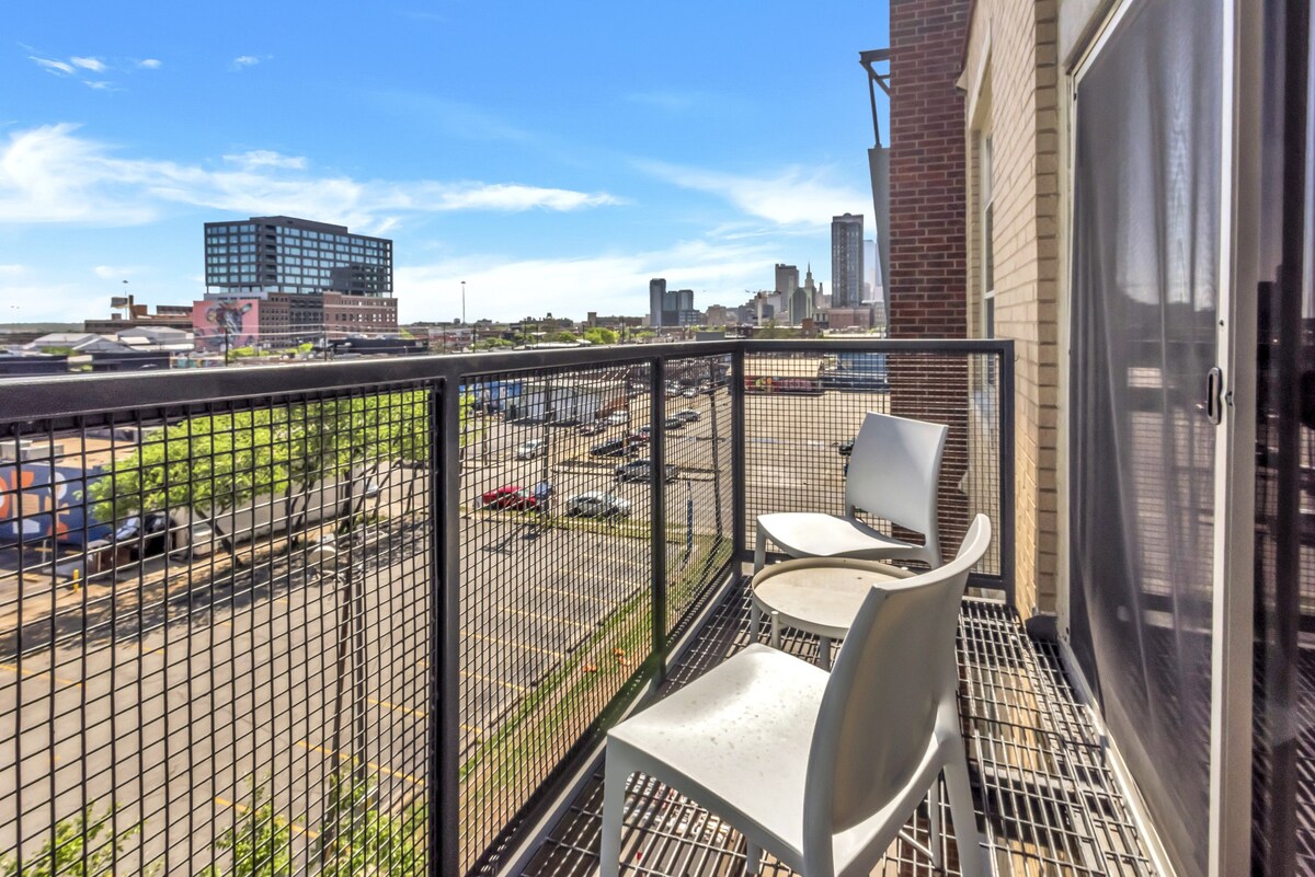 WanderJaunt | Glory | 2BR | Deep Ellum