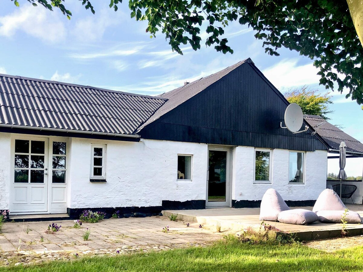 8 person holiday home in løkken