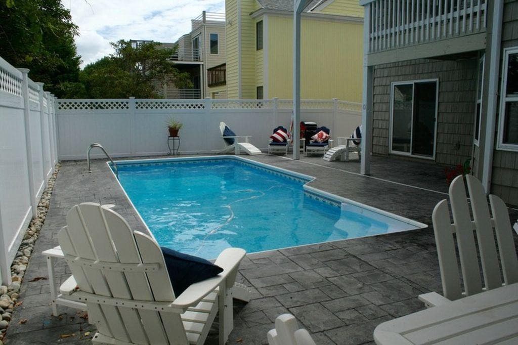 Beautiful Croatan Home with a Pool & Ocean Views