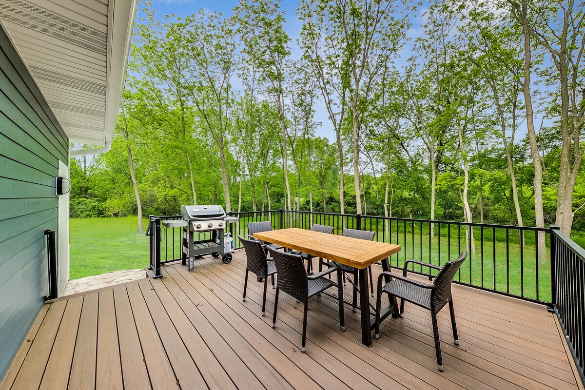 Black Point House, Fire Pit, Deck, BBQ 4bd/2.5ba