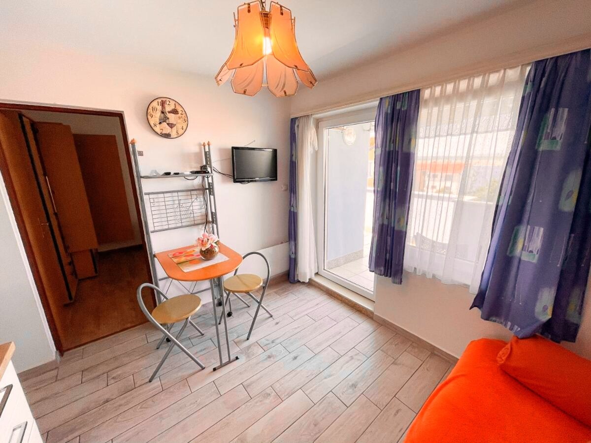 Appartement for 3 ppl. with sea view at Jadranovo
