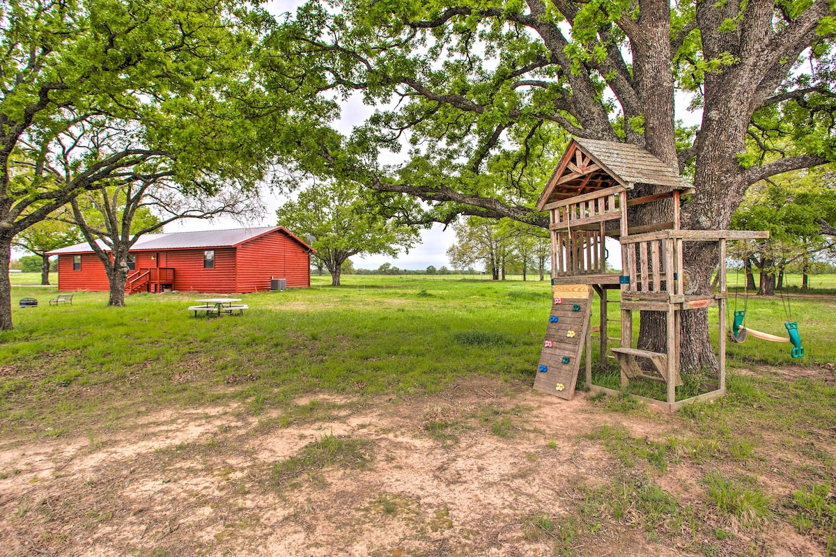 Emory Escape w/ Pond Access < 13 Mi to Lake!