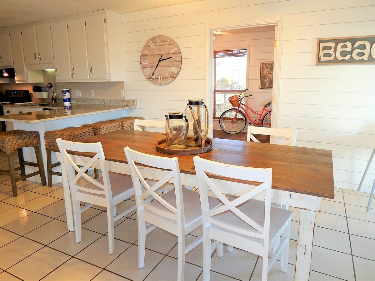 017 Morris House by ACP Vacation Rentals