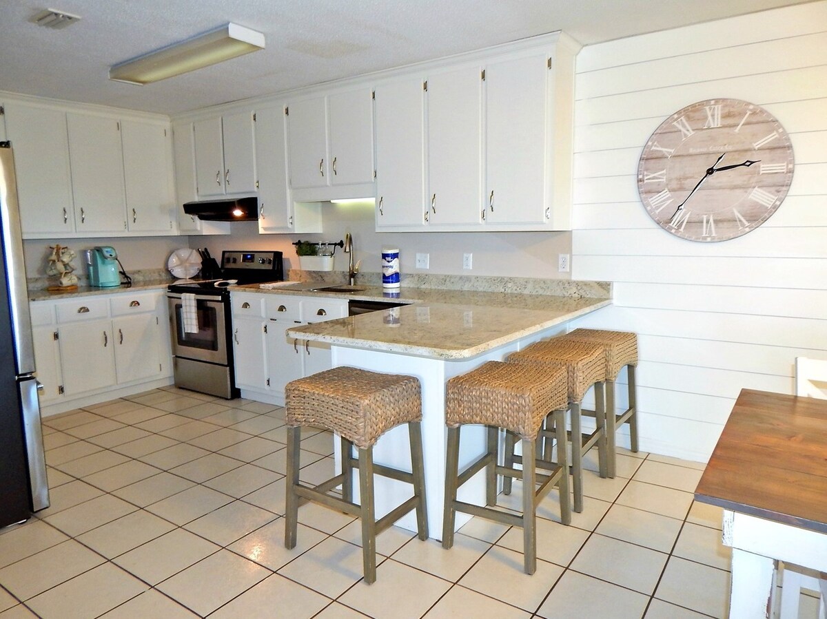 017 Morris House by ACP Vacation Rentals