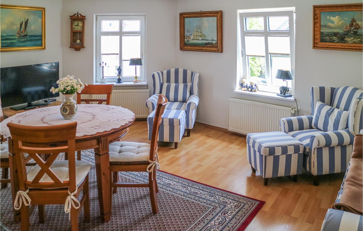 Beautiful apartment in Warnemünde with kitchen