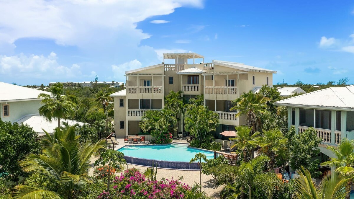 3 Bed Oceanview, Steps to Grace Bay Beach (#2)