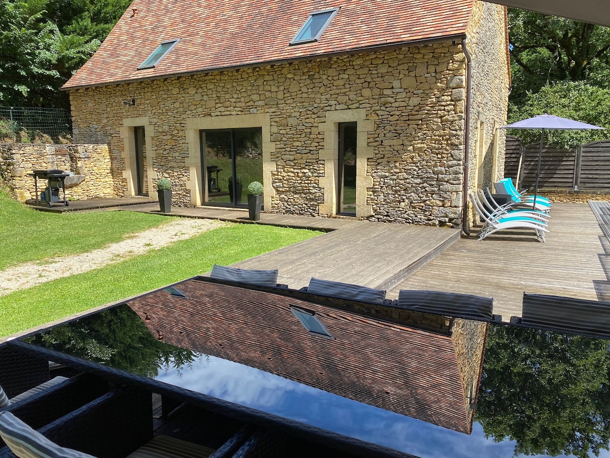 Truffière du Vignou, gîte charme, piscine privée