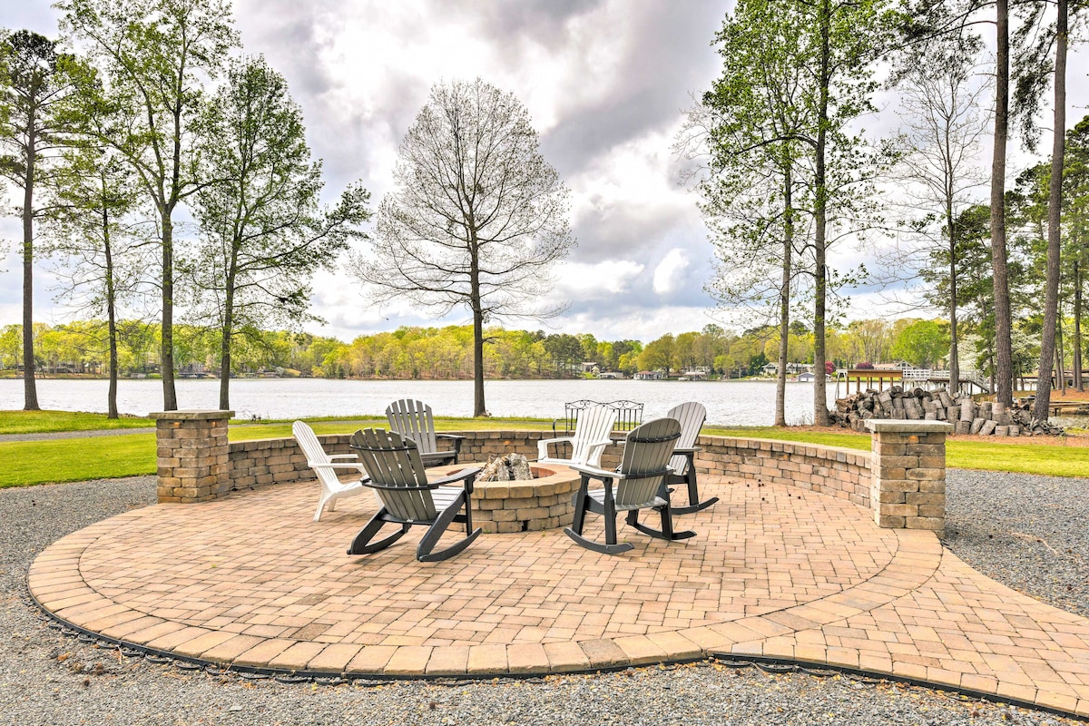 Grand Mt Gilead Villa on Lake Tillery w/ Dock