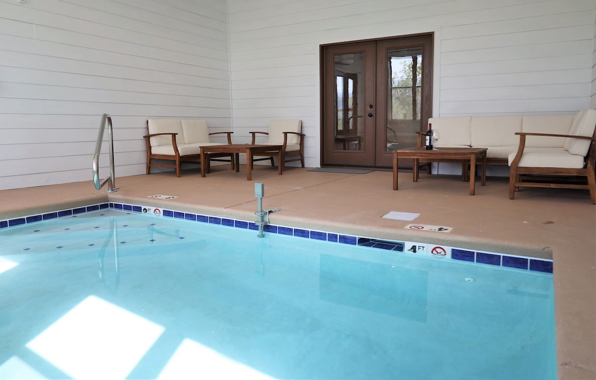 Million Dollar Smoky Views,Indoor Pool,Hot Tub