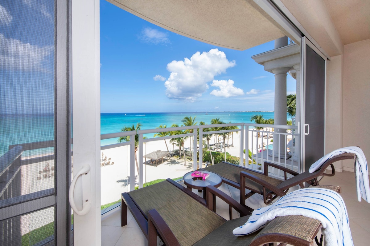 Beachcomber 21 by Grand Cayman Villas