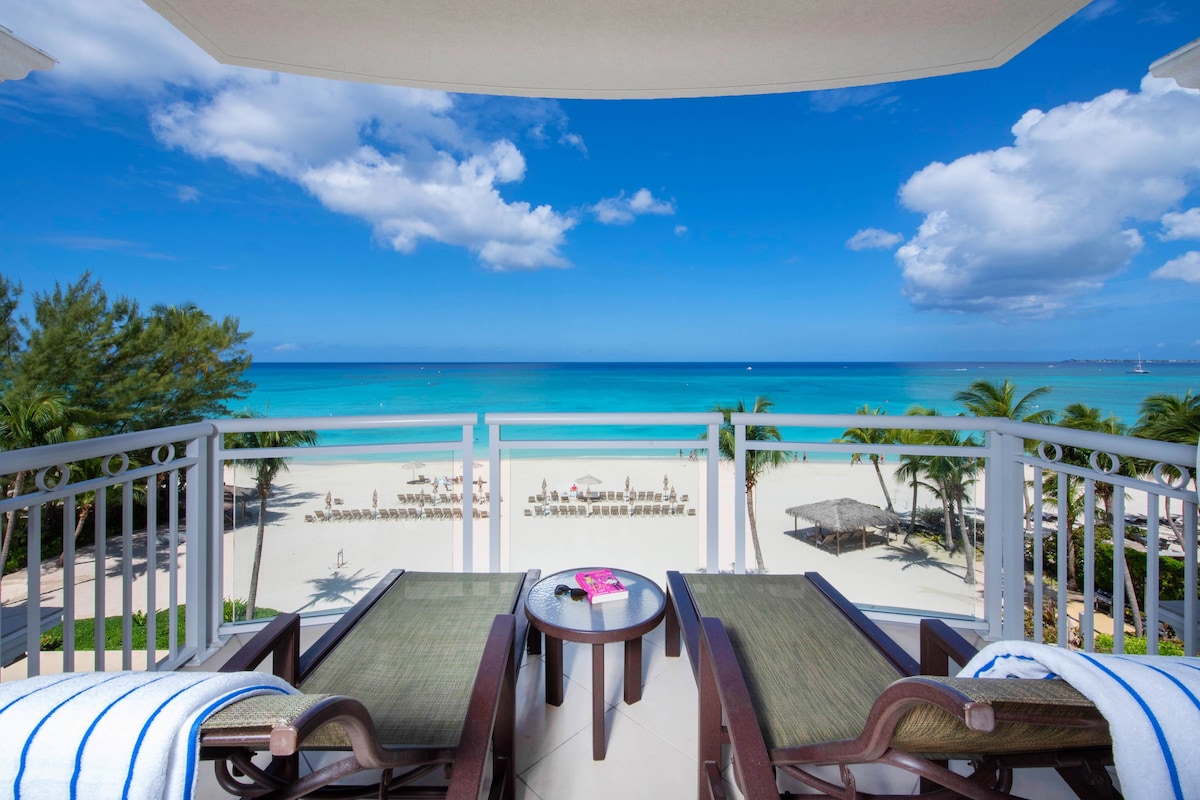 Beachcomber 21 by Grand Cayman Villas