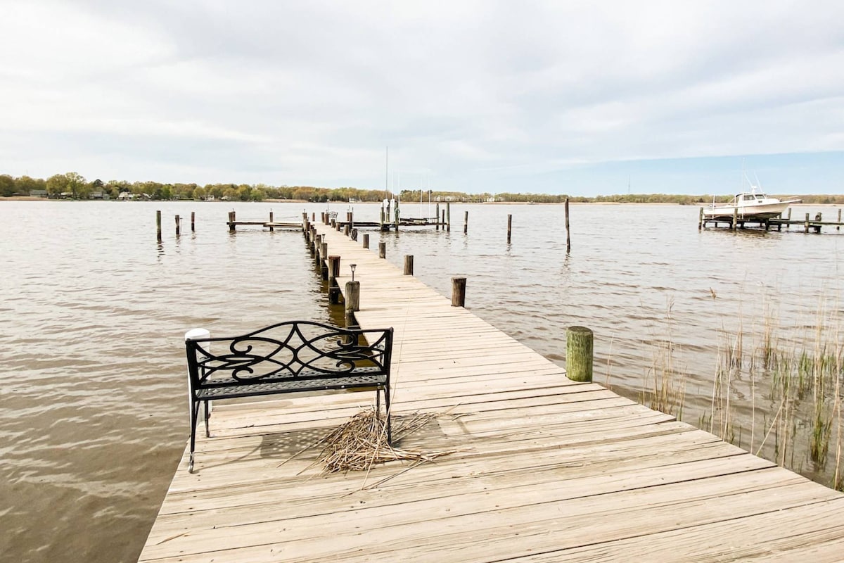 Private pier, pool at waterfront Chestertown home