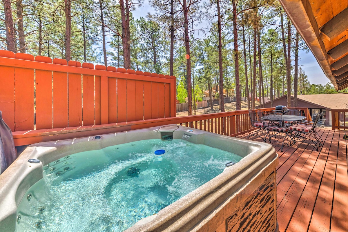 Rustic Ruidoso Log Cabin with Hot Tub & Deck!