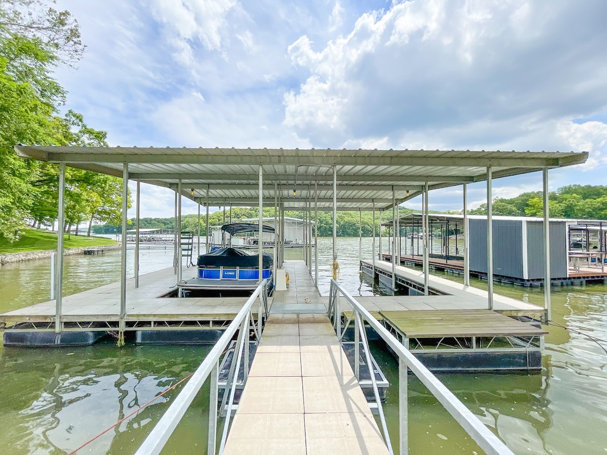 Lakefront House + Cottage with Dock