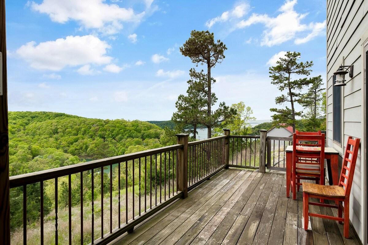 2卧室湖景|壁炉|阳台|火坑