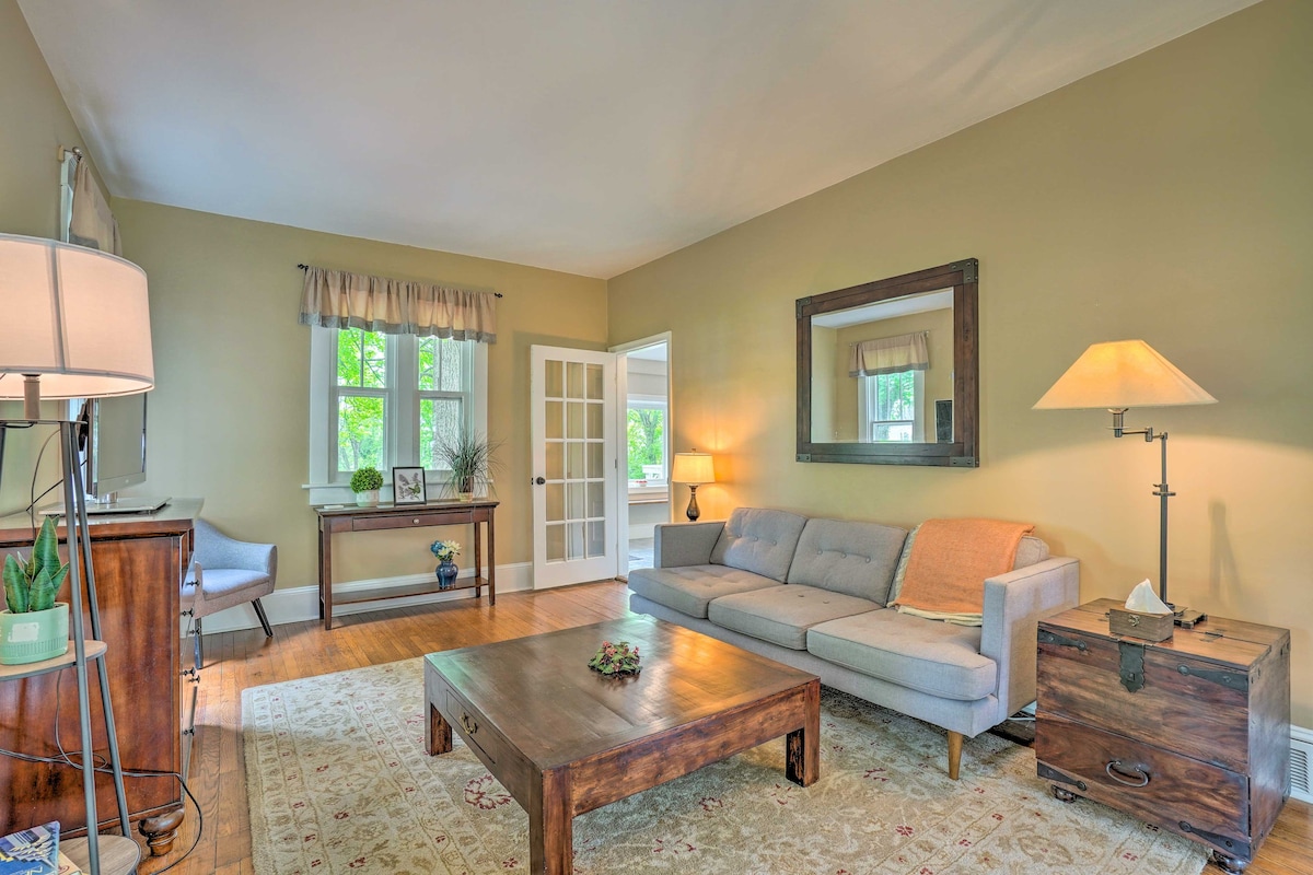 Elegant Charles Town Home: Grill, Walk Dtwn!