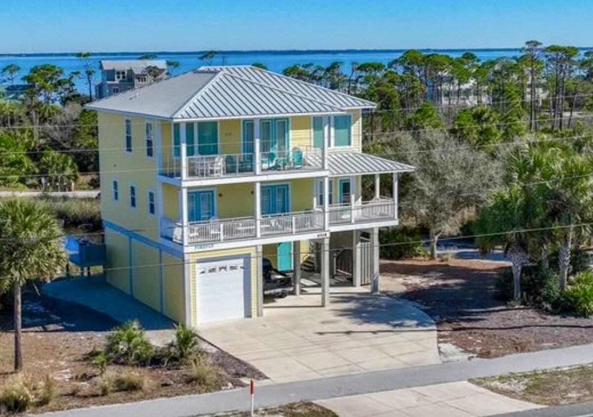 Firefly Beach House - Breathtaking 3 Story Beach F