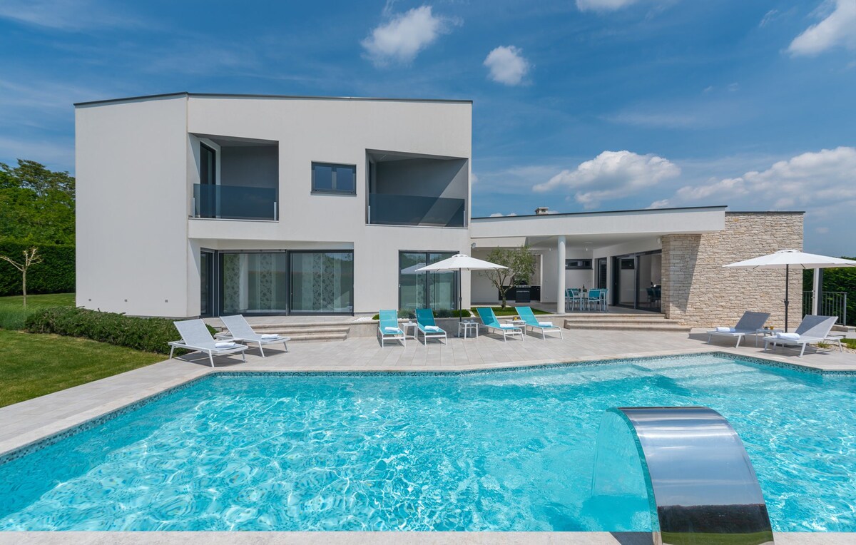 Villa Girasole with Pool